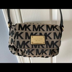 Michael Kors crossbody bag